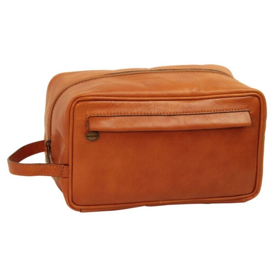 Travels Officina 66 | Leather Beautycase "Turek" Ko Cognac