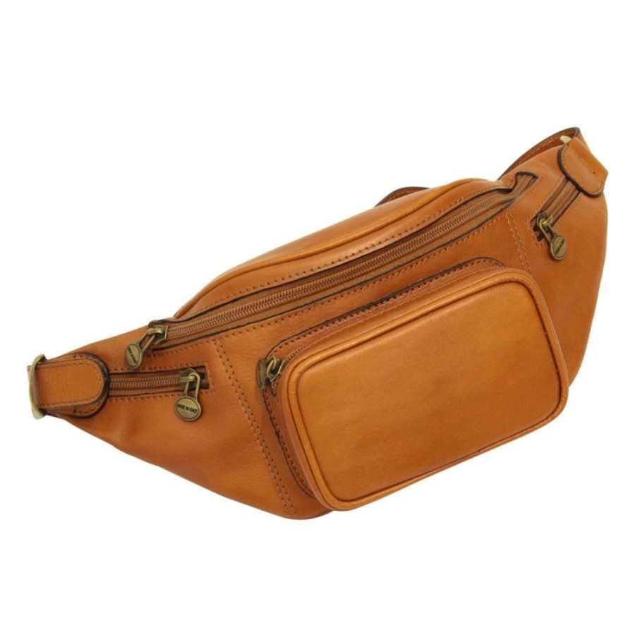 Man Officina 66 | Leather Fanny Pack "Goluchow" Ko Cognac